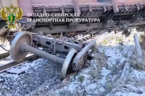 Под Новосибирском сошли с рельсов вагоны: два опрокинулись, прокуратура начала проверку