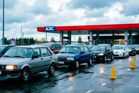 В Новосибирской области ввели приоритетную заправку на АЗС для спецтехники