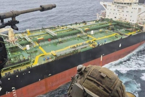 Лондон хочет продать российскую нефть с захваченного танкера и отдать деньги Киеву