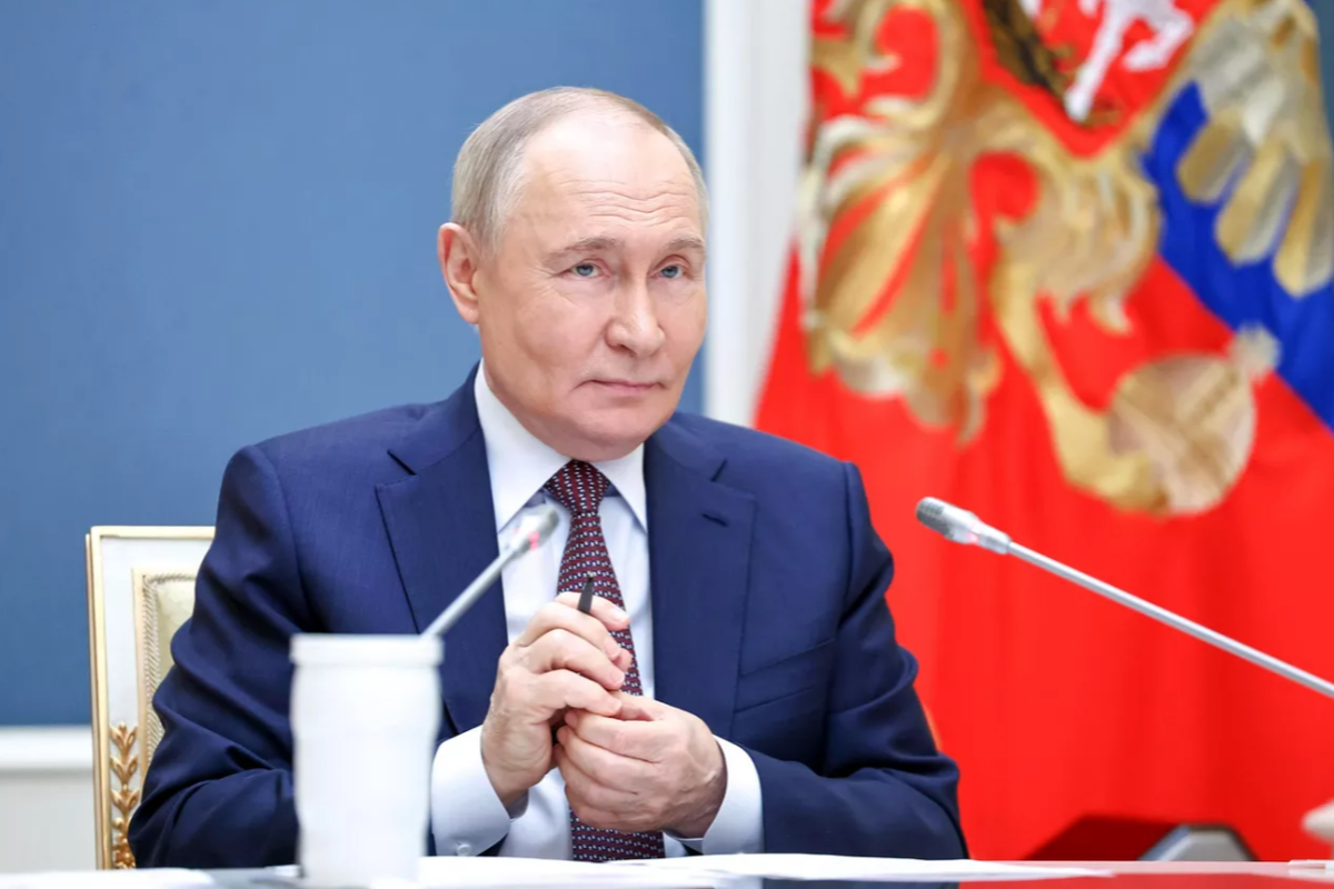 Life воссоздал маршрут Путина по Петербургу: семь адресов
