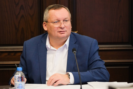 «Служение интересам граждан — главная ценность»: председатель Думы Астраханской области Игорь Мартынов призвал законодателей к ответственному диалогу с обществом
