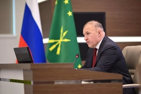 «Поток в 1 млн туристов и 14 стобалльников»: Кумпилов доложил Чернышенко о рекордах Адыгеи