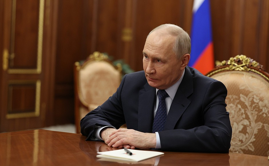 Владимир Путин подписал поправки в Налоговый кодекс для стабилизации топливного рынка