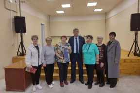 Спикер Заксобрания Кировской области Роман Береснев выполнил еще два наказа от жителей: В Оричевском районе отремонтировали дамбу и обновили сельский Дом культуры