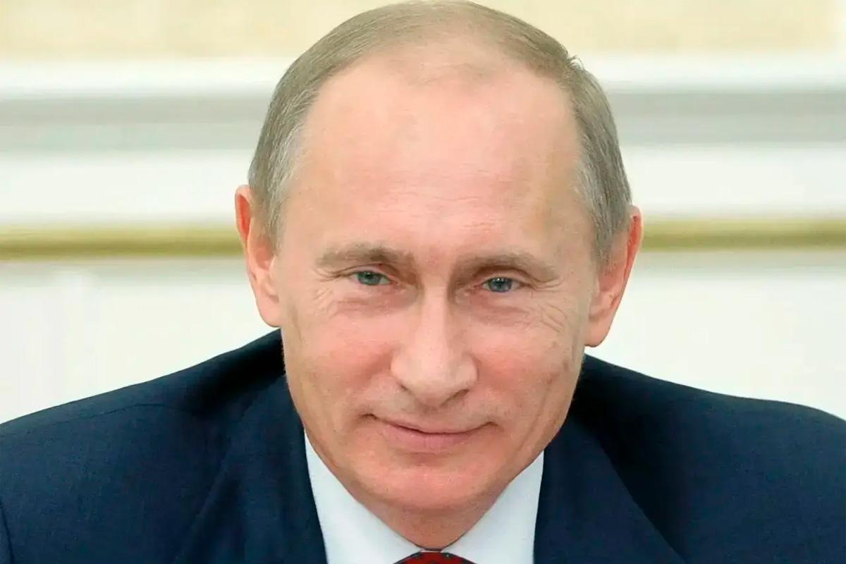 «Ожидания граждан находят отклик на самом высоком уровне»: Спикер Заксобрания Кировской области Роман Береснев поздравил Президента России Владимира Путина с днем рождения
